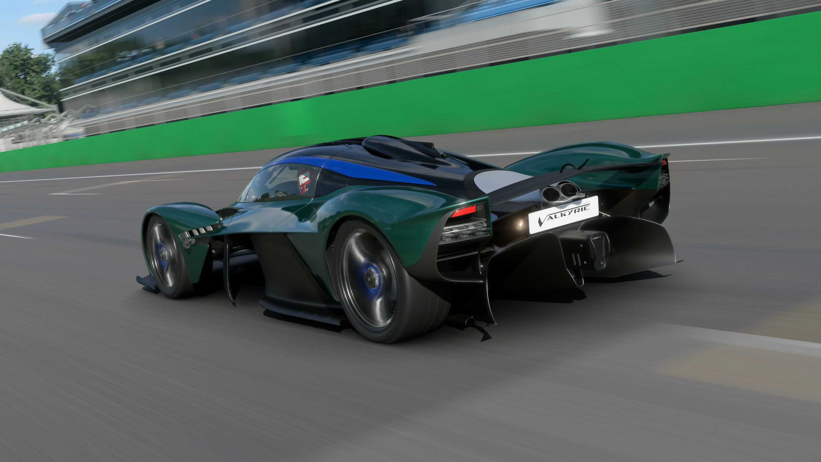 法拉利碾压阿斯顿马丁,塞恩斯状态火热的简单介绍 法拉利碾压阿斯顿马丁,塞恩斯状态火热的简单介绍