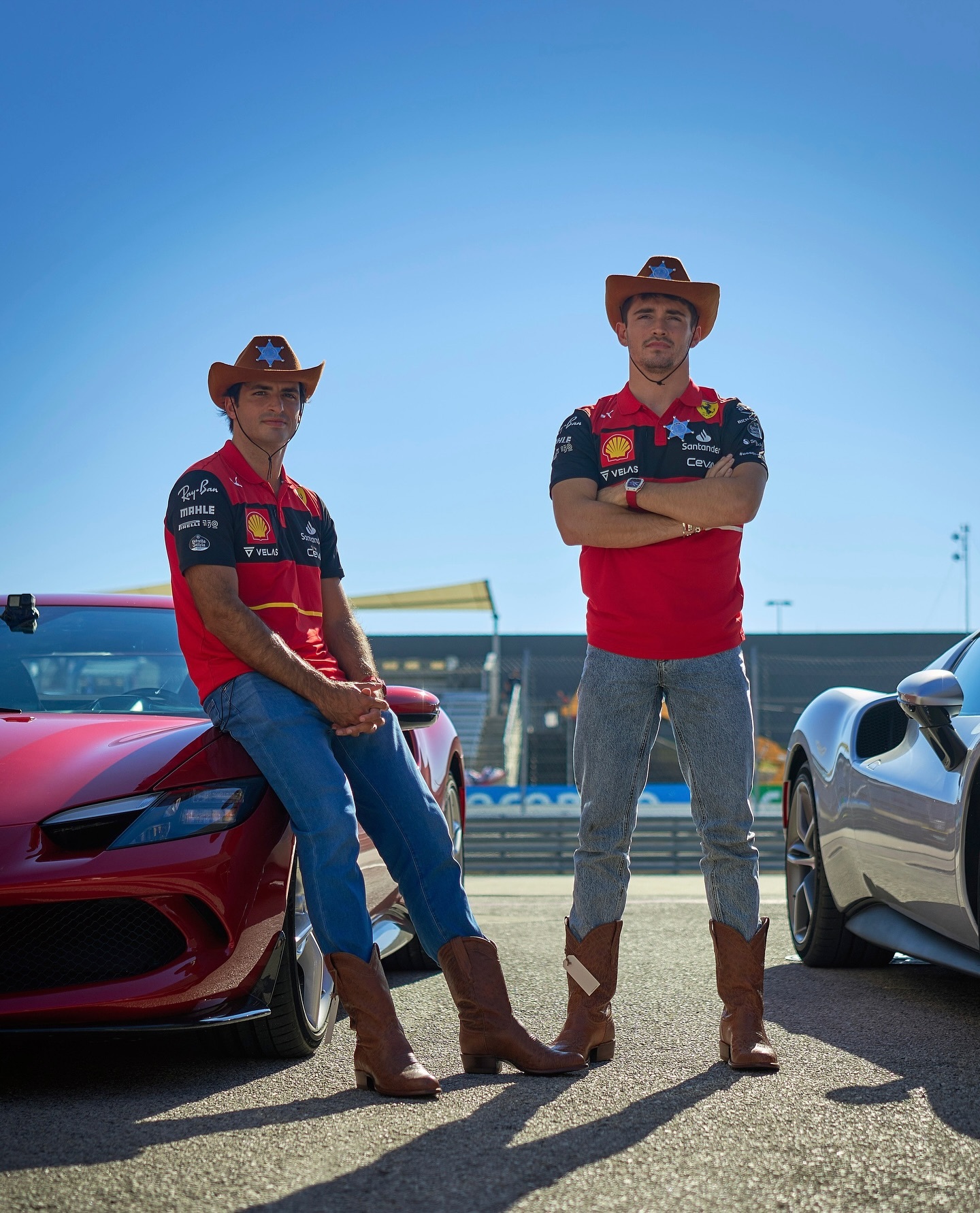 法拉利碾压阿斯顿马丁,塞恩斯状态火热的简单介绍 法拉利碾压阿斯顿马丁,塞恩斯状态火热的简单介绍