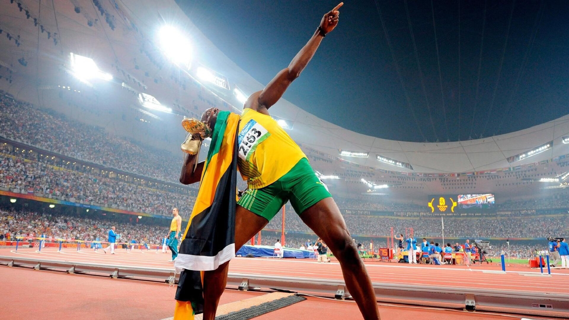 跨界传奇，当卡塔尔粉碎伊拉克的夜晚，库尔图瓦在NBA总决赛接管比赛