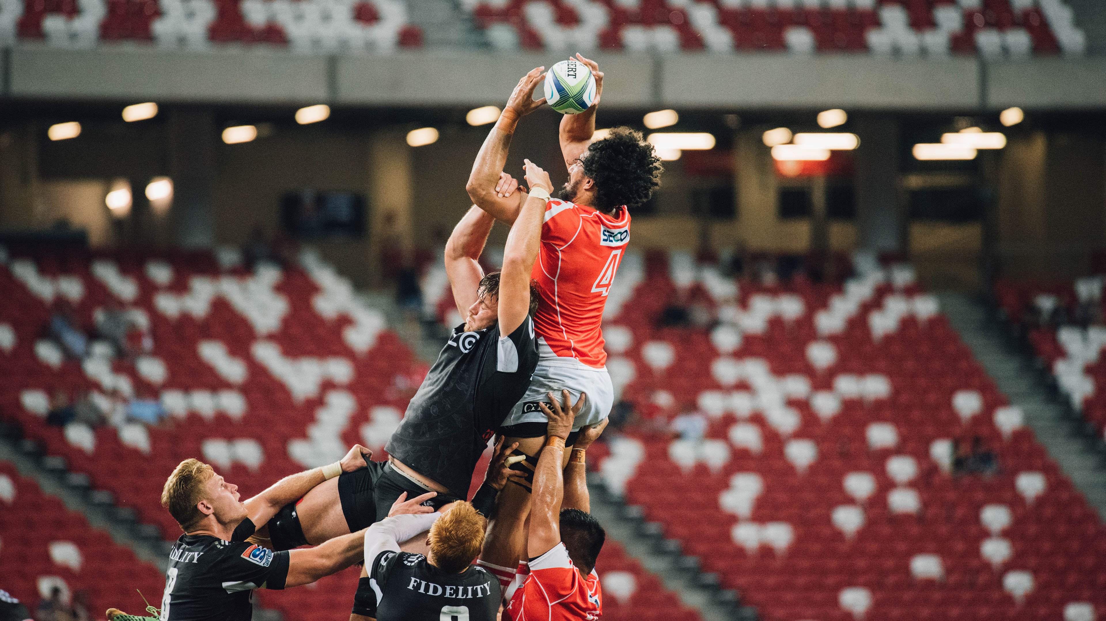 跨越赛场的统治力，广东加时鏖战与詹姆斯德甲封神夜的胜利哲学