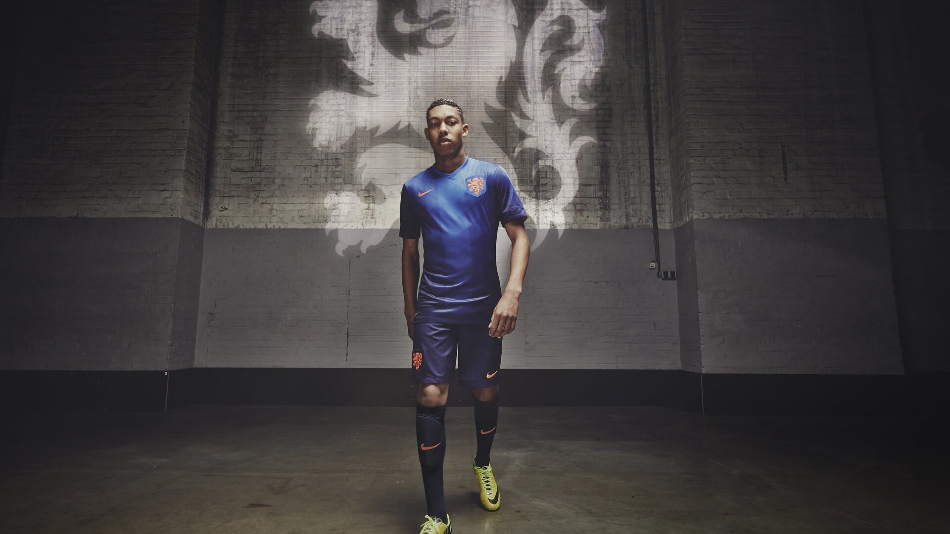 波斯铁骑冲垮南美红魔，阿什拉夫一锤定音改写历史