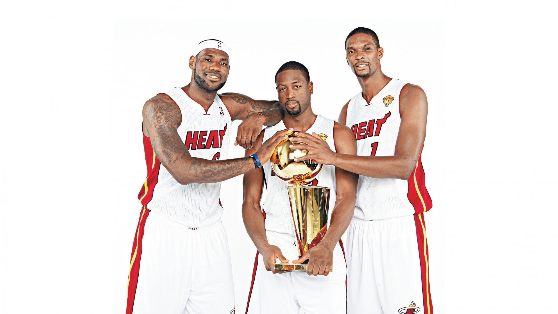 跨界狂想，当迪马利亚在NBA总决赛接管比赛—几内亚与摩洛哥的绿茵鏖战如何点燃篮球圣殿