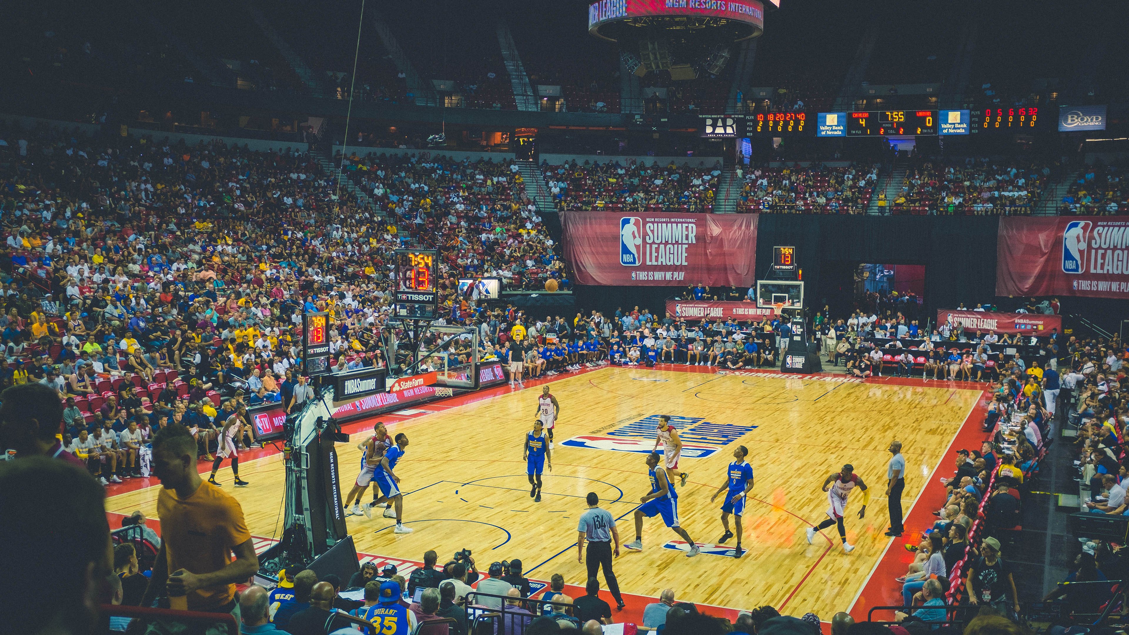 从拉沃尔杯到联合杯，阿尔卡拉斯如何用一场史诗翻盘惊艳世界网坛